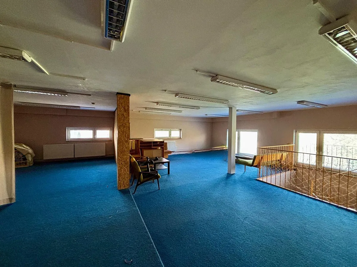 Pronájem obchodního prostoru 150 m²